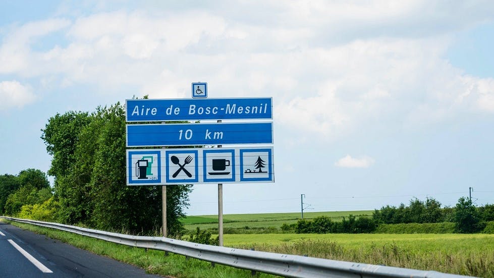L'importance de prendre des pauses en voiture